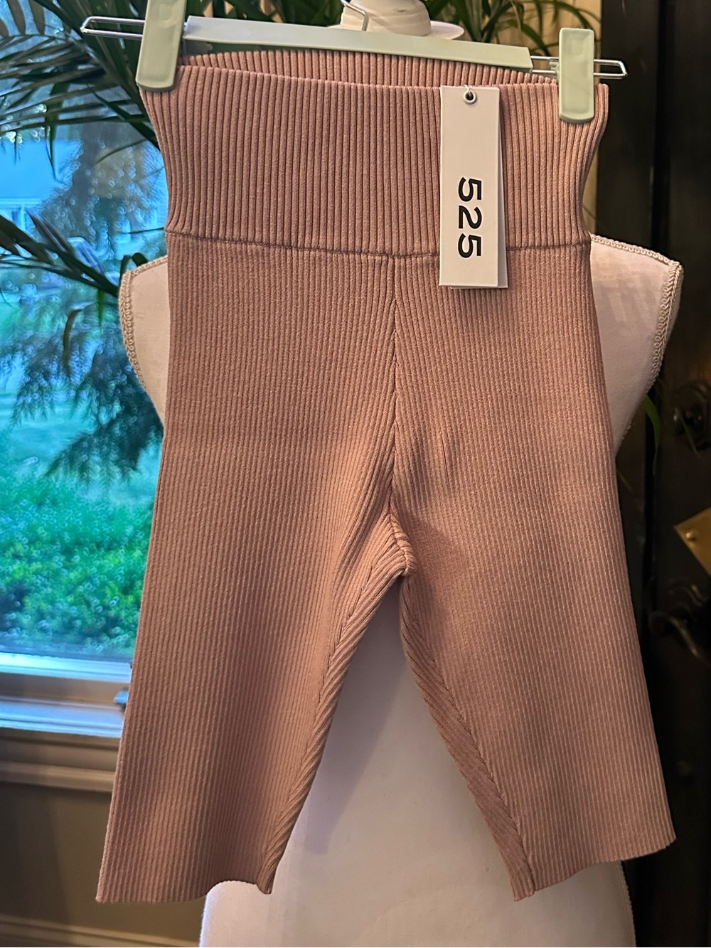 NWT REVOLVE 525 AMERICA Dusty Pink Ribbed Biker Shorts leggings FA21S006 Sz XS